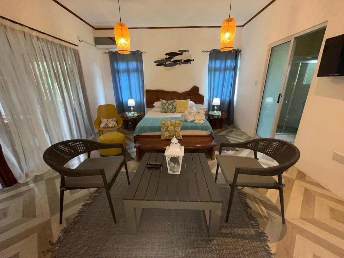 Milles Montagnes Residence อองซ์รอแยล ภายนอก รูปภาพ