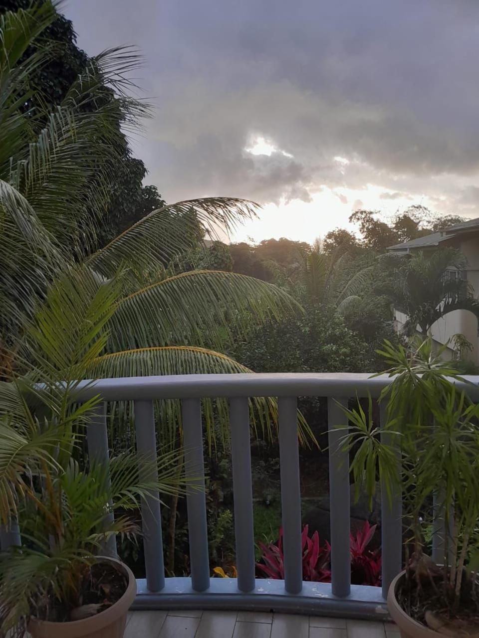 Milles Montagnes Residence อองซ์รอแยล ภายนอก รูปภาพ